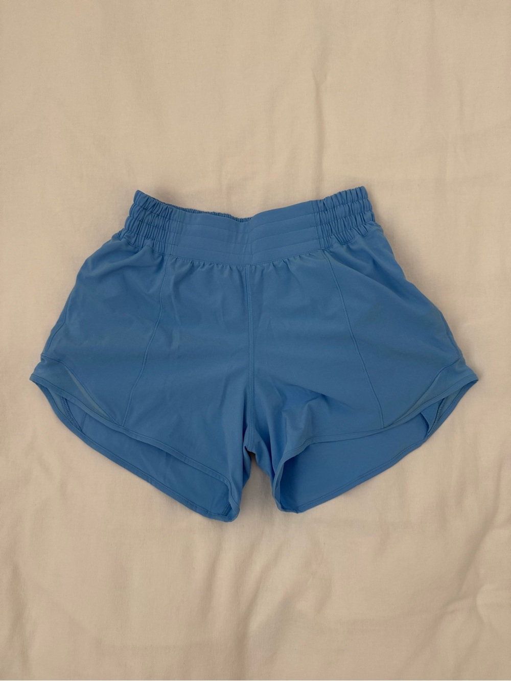 blue lululemon hotty hot shorts